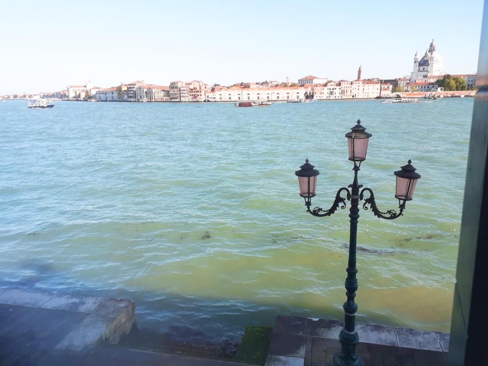 3 Windows On St Mark - Waterfront Apartment Venice Luaran gambar